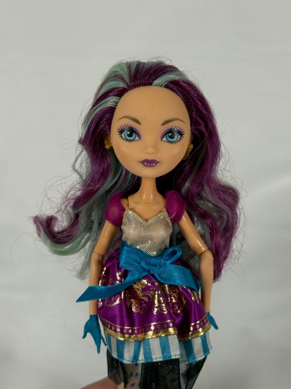 Ever After High Signature Madeline Hatter BBD43 Doll